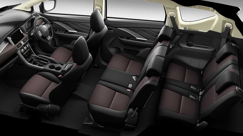 thuê xe xpander cross